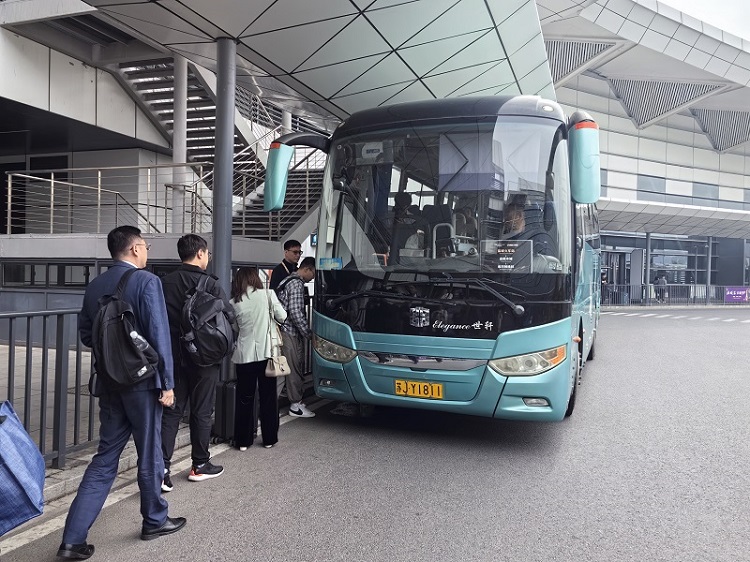 接駁現(xiàn)場.jpg